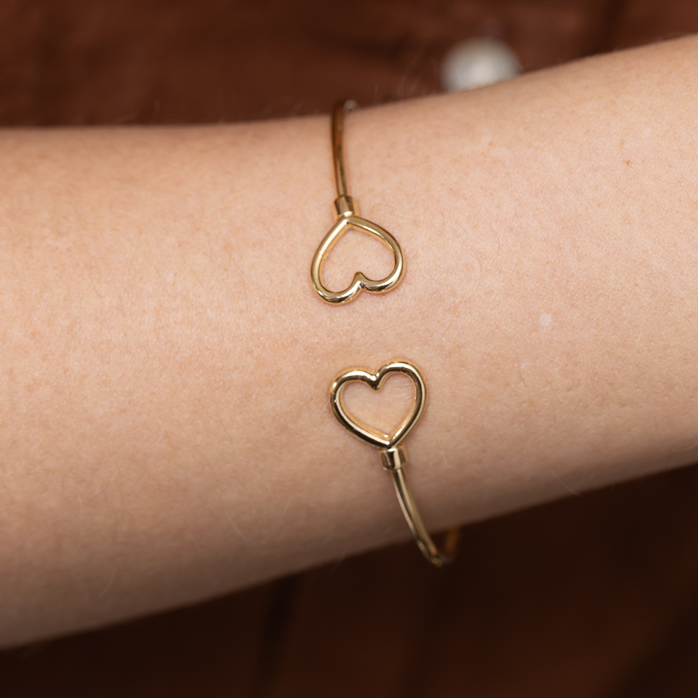 BRACELETE 2 CORAÇÕES BANHO OURO 18K