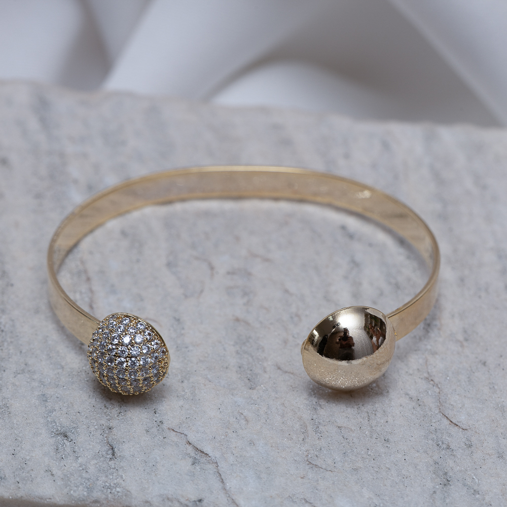 BRACELETE BOLA LISA E CRAVEJADA BANHO OURO 18K