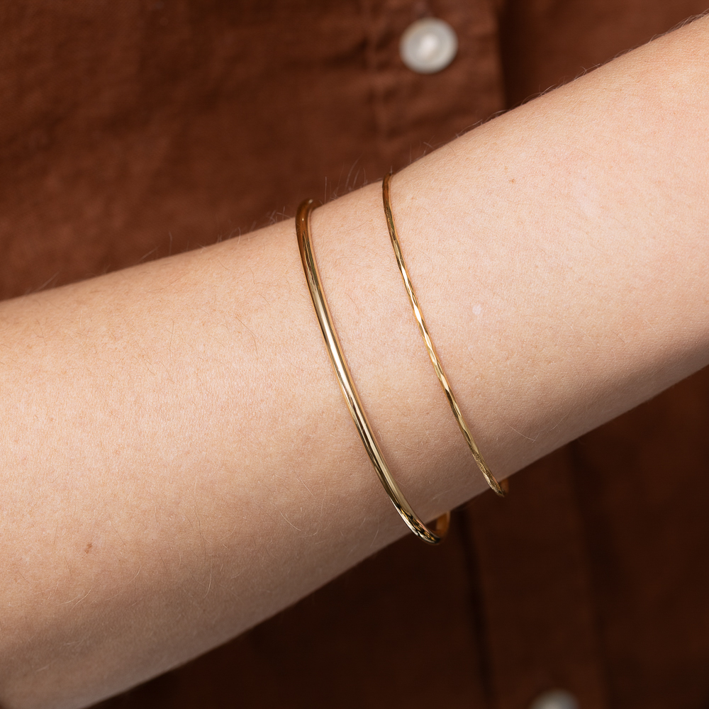 BRACELETE FINO LISO BANHO OURO 18K