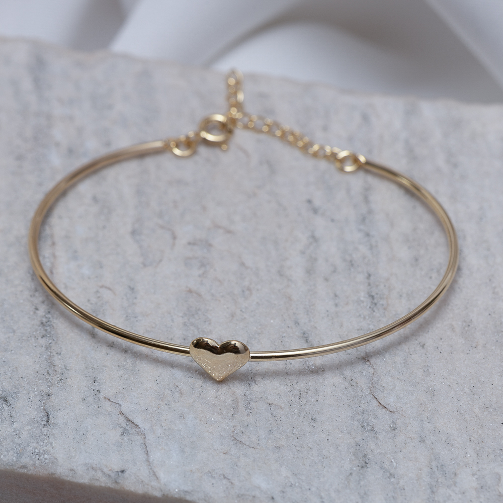 BRACELE LISO COM CORAÇÃO BANHO OURO 18K