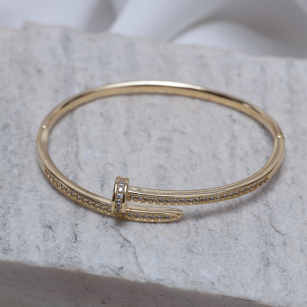 BRACELETE PREGO CRAVEJADO BANHO OURO 18K