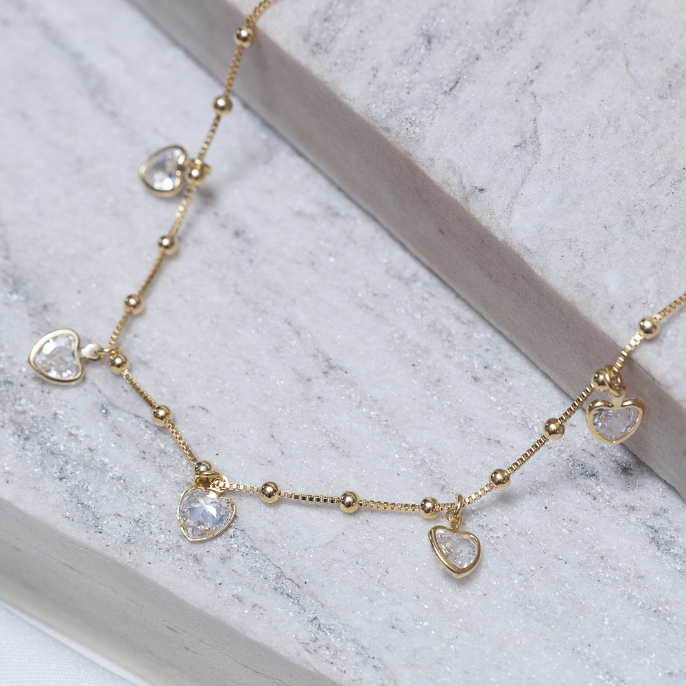 CHOKER BOLINHAS E CORAÇÕES CRISTAIS BANHO OURO 18K