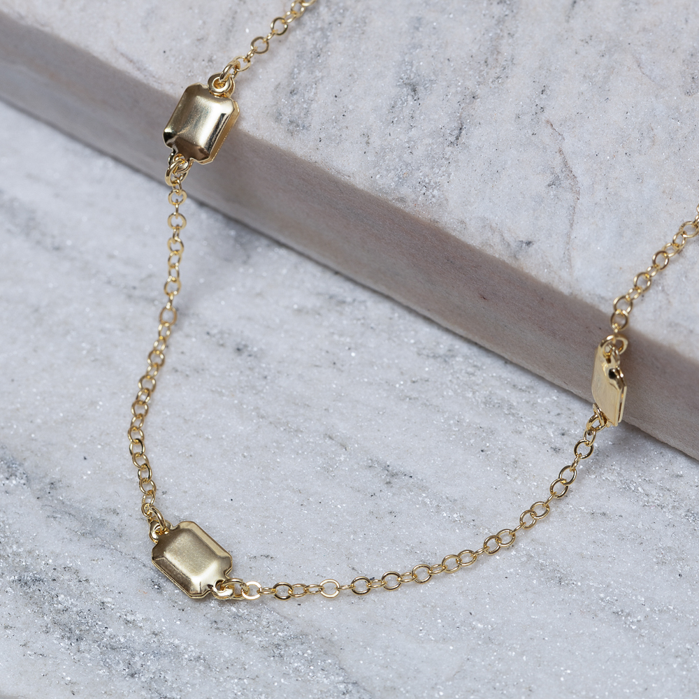 COLAR LONGO QUADRADINHOS BANHO OURO 18K