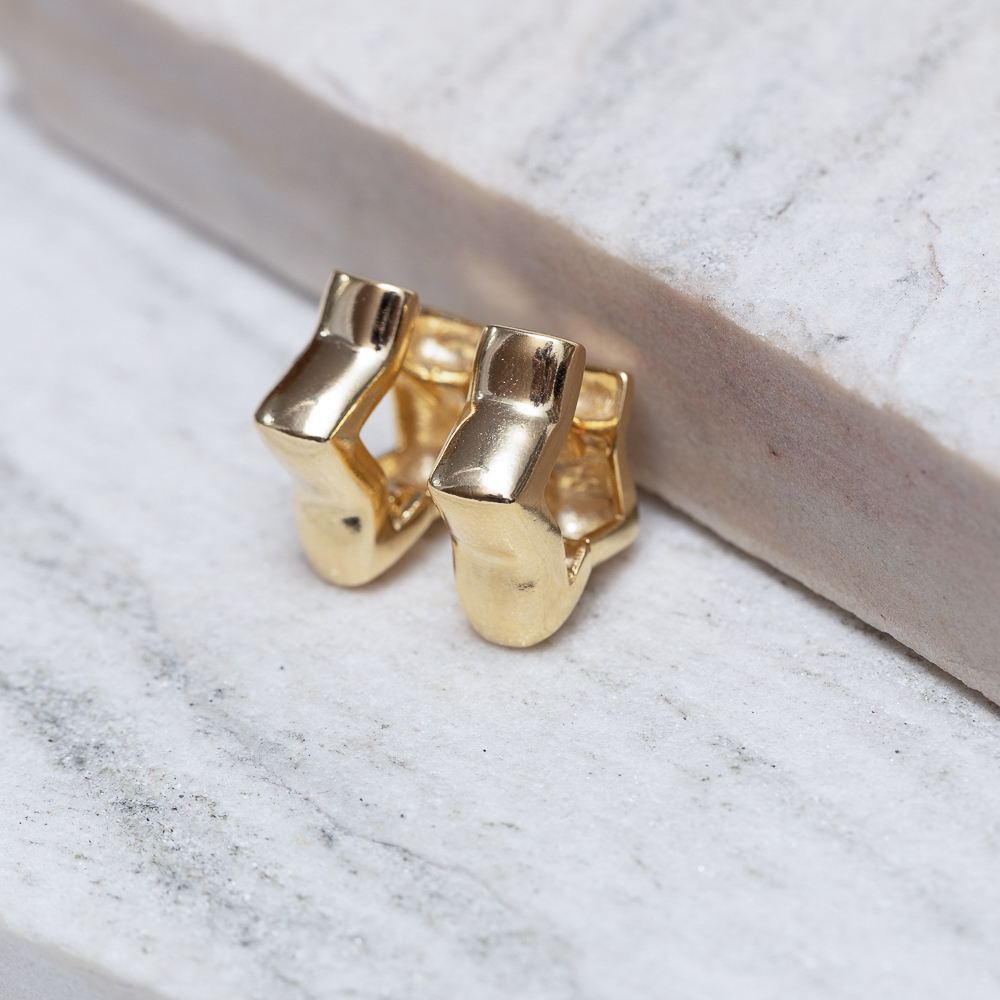 BRINCO ARGOLA ESTRELA GROSSA BANHO OURO 18K