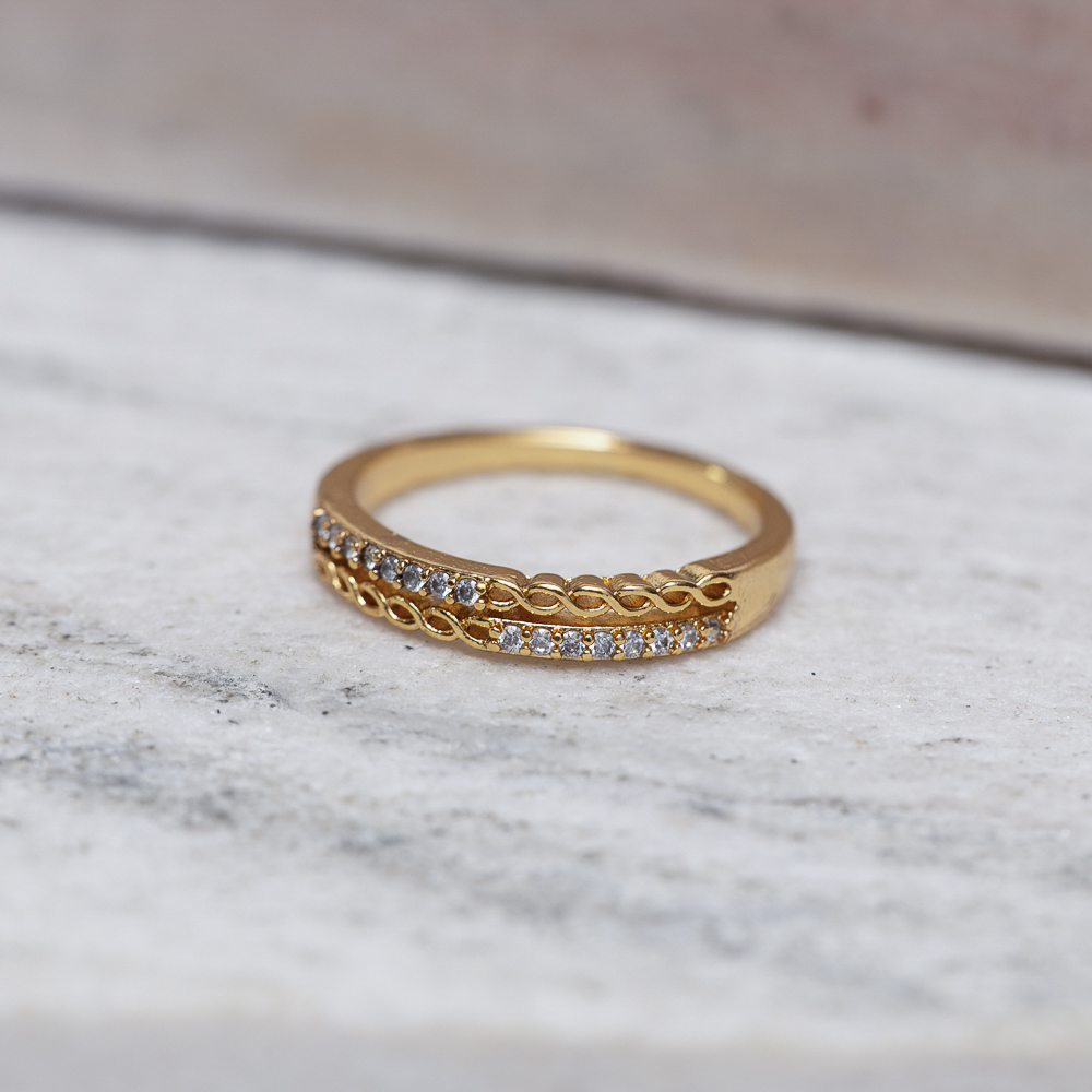 ANEL DUPLO COM ZIRCÔNIAS CRISTAIS CT BANHO OURO 18K