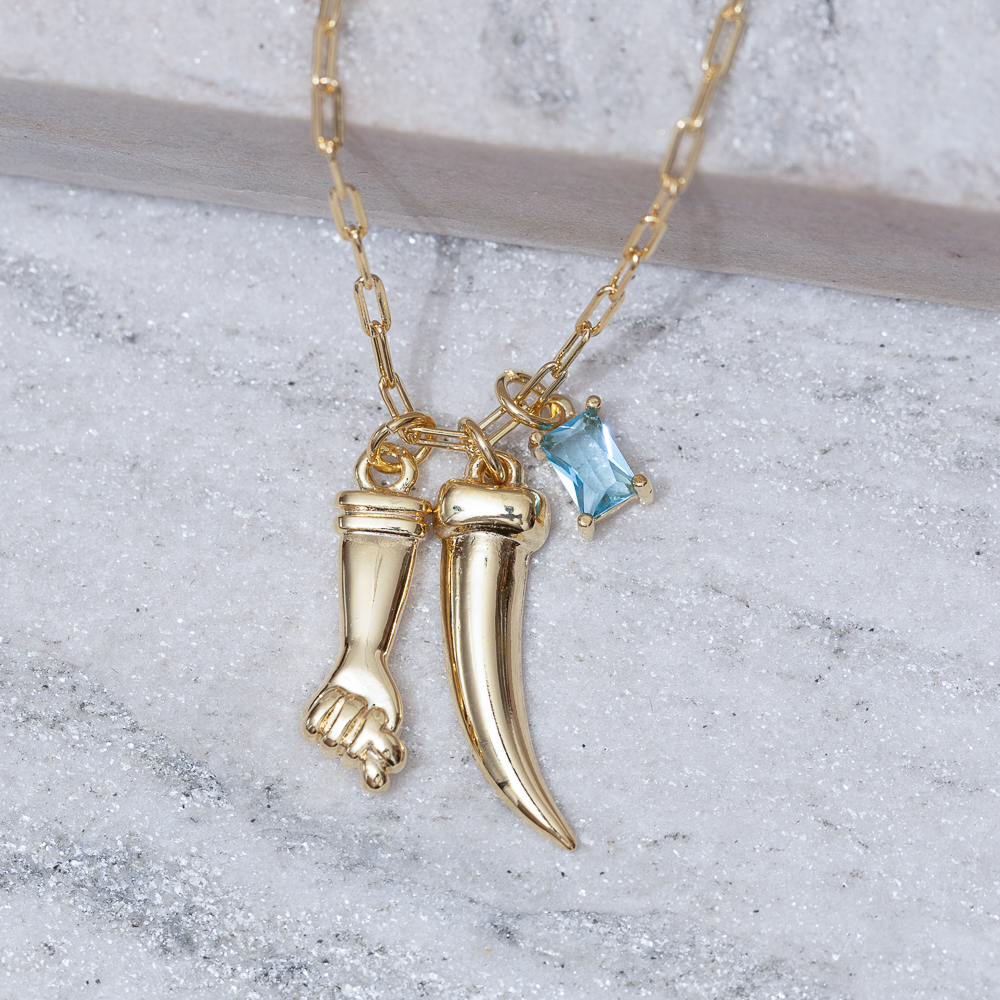 COLAR LONGO ELOS CARTIER COM PINGENTES BANHO OURO 18K