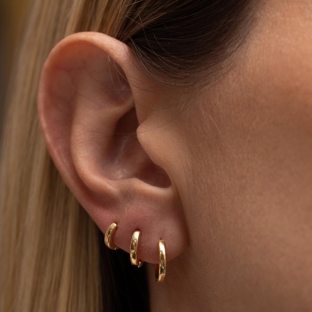 BRINCO ARGOLINHA LISA M BANHO OURO 18K