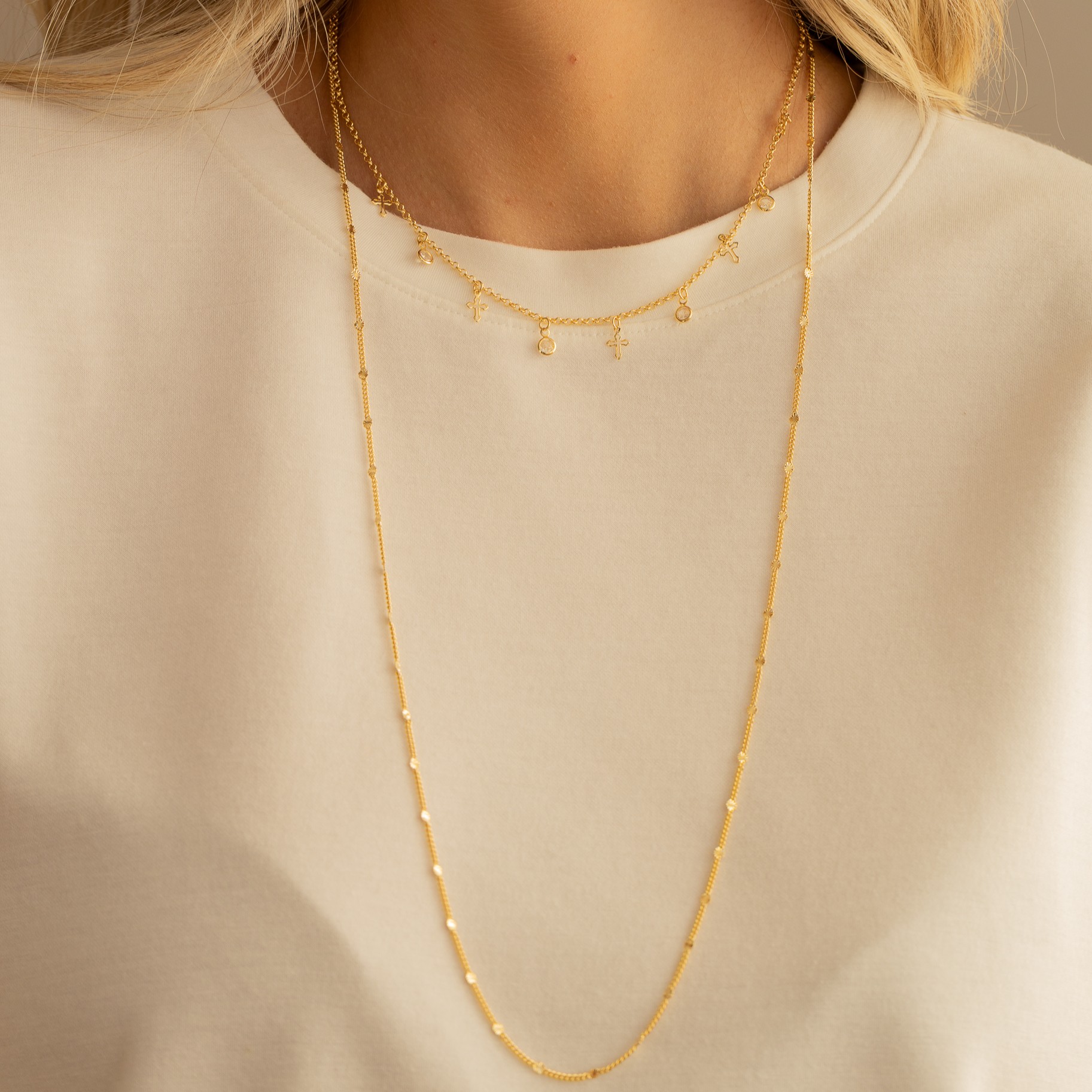COLAR LONGO DIAMANTADO BANHO OURO 18K