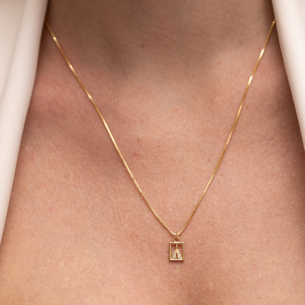 COLAR DELICADO NOSSA SENHORA BANHO OURO 18K