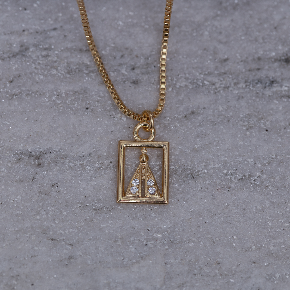 COLAR DELICADO NOSSA SENHORA BANHO OURO 18K