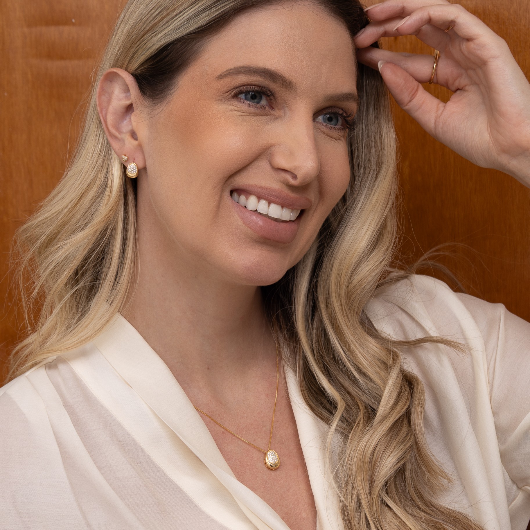 CONJUNTO GOTA ORGÂNICA ZIRCÔNIA CRISTAL BANHO OURO 18K