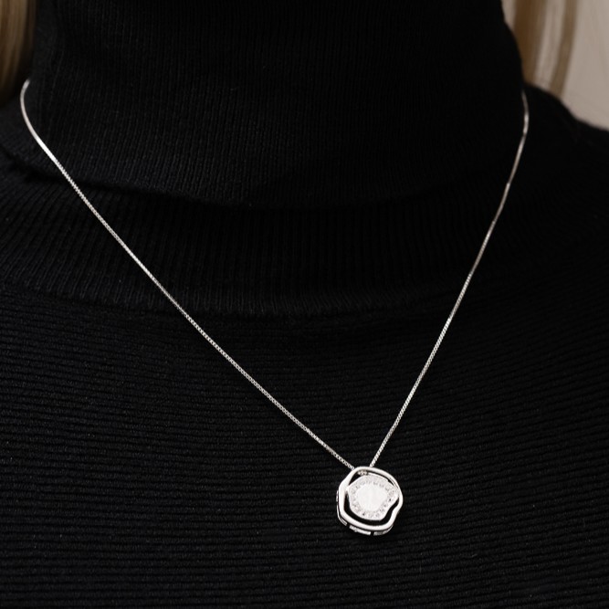 CONJUNTO ORGÂNICO COM ZIRCÔNIAS BANHO PRATA