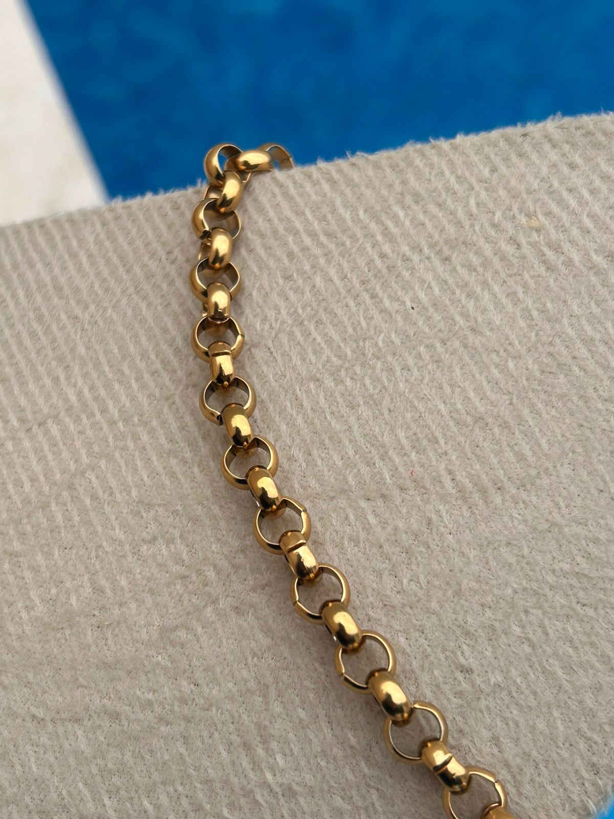 Pulseira elo português no aço dourado