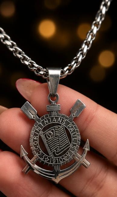 Colar masculino com pingente do Corinthians
