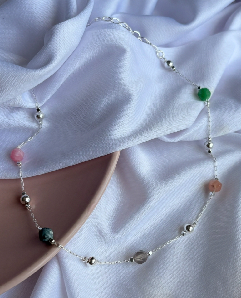 COLAR CHOKER CORRENTE PEDRAS NATURAIS COLORIDAS B. PRATA