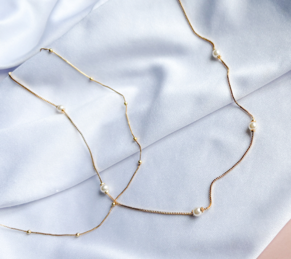 CORRENTE VENEZIANA COM PÉROLAS 4 MM B. OURO