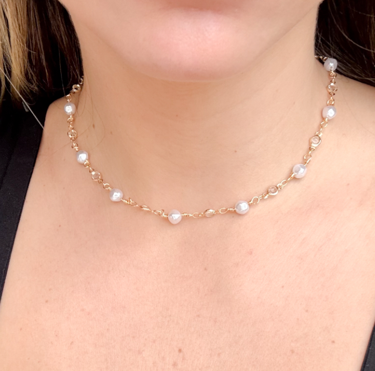 COLAR CHOKER PÉROLAS E PEDRAS INTERCALADAS B. OURO