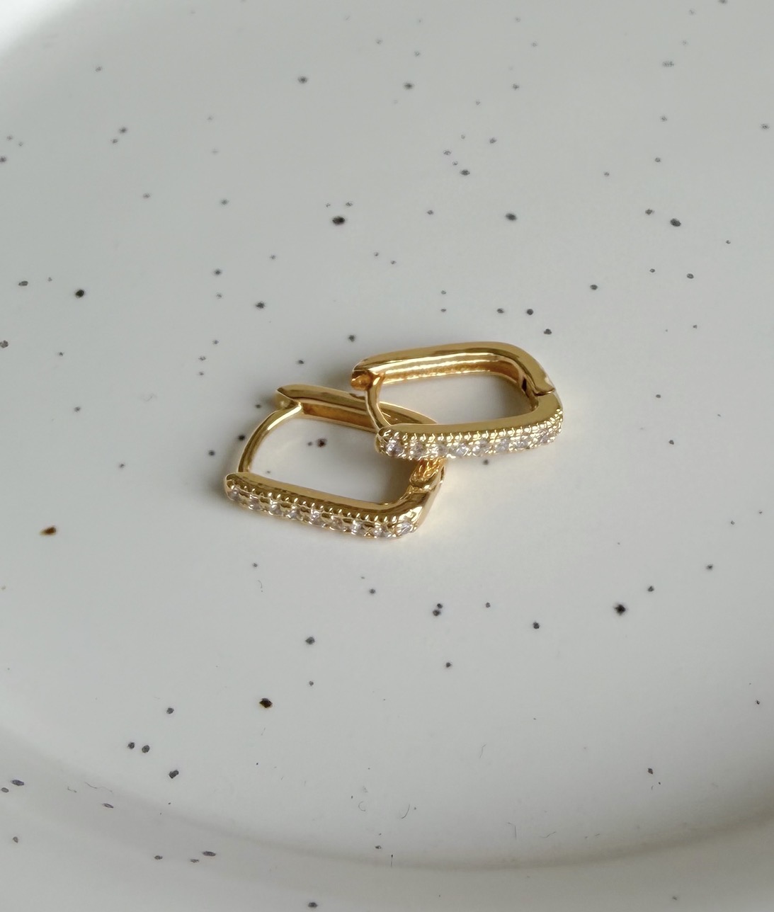 BRINCO G DO TRIO ARGOLA RETANGULAR CLICK CRAV. 1 FILEIRA B. OURO