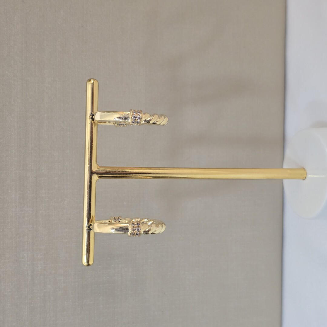 Argola Delicada Zircônia e Coração Liso