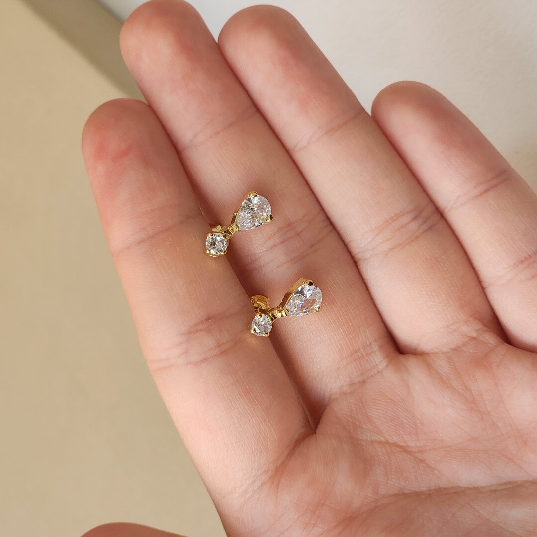Brinco Gota Zircônia