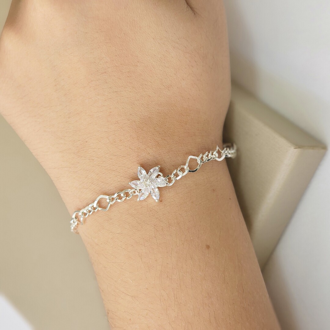 Pulseira Flor Zirconia