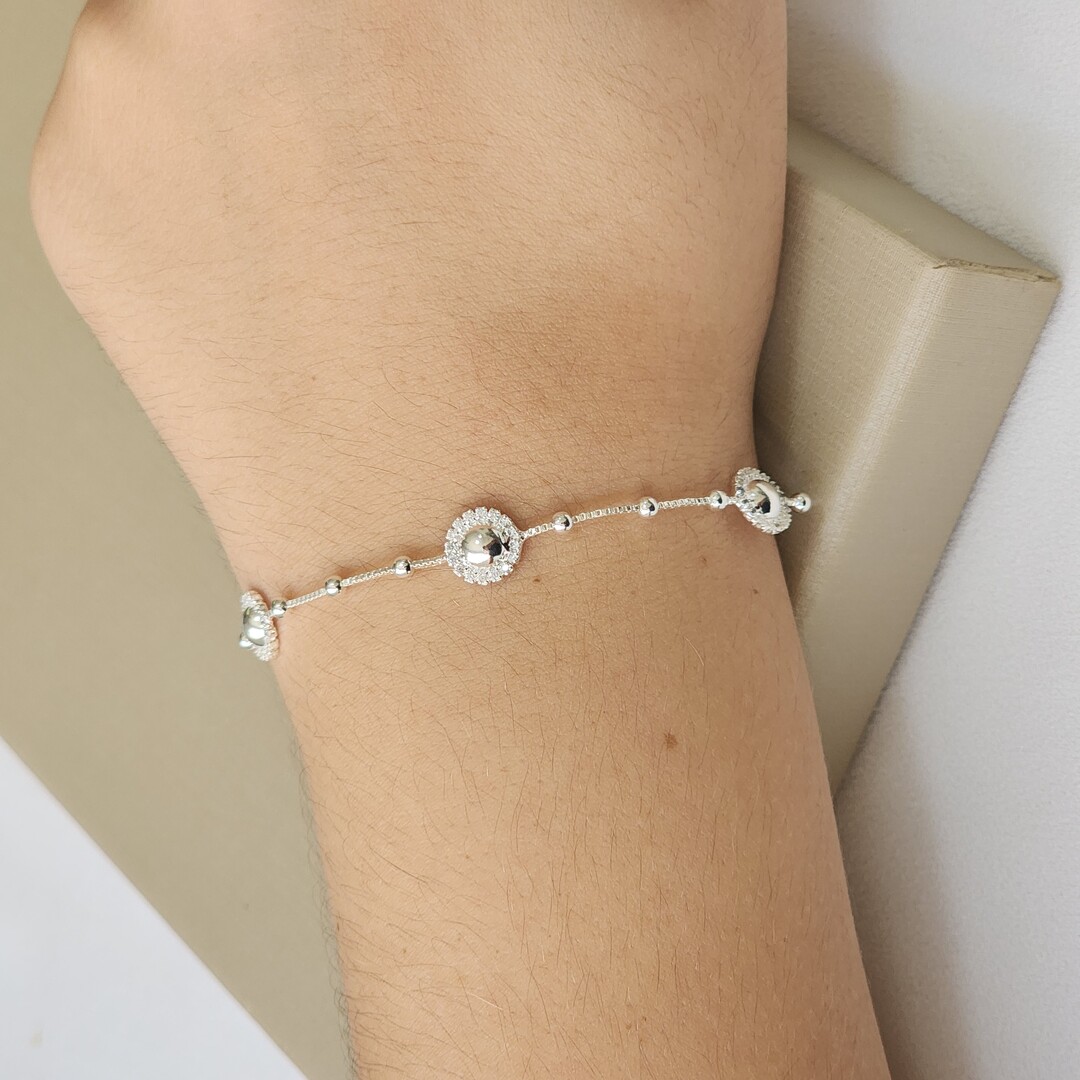 Pulseira Delicada Cravejada