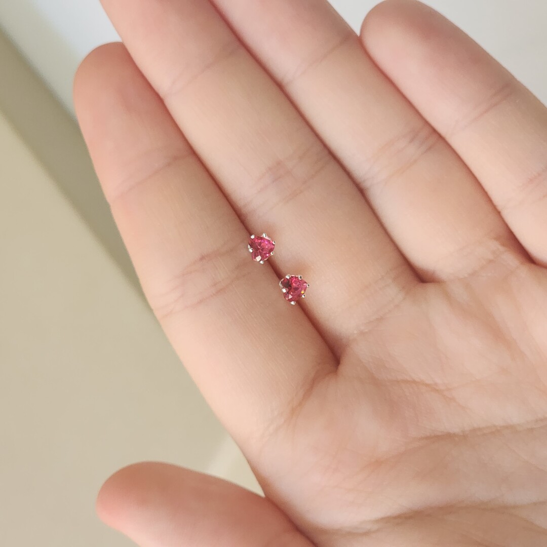 Brinco Infantil Coração Zirconia