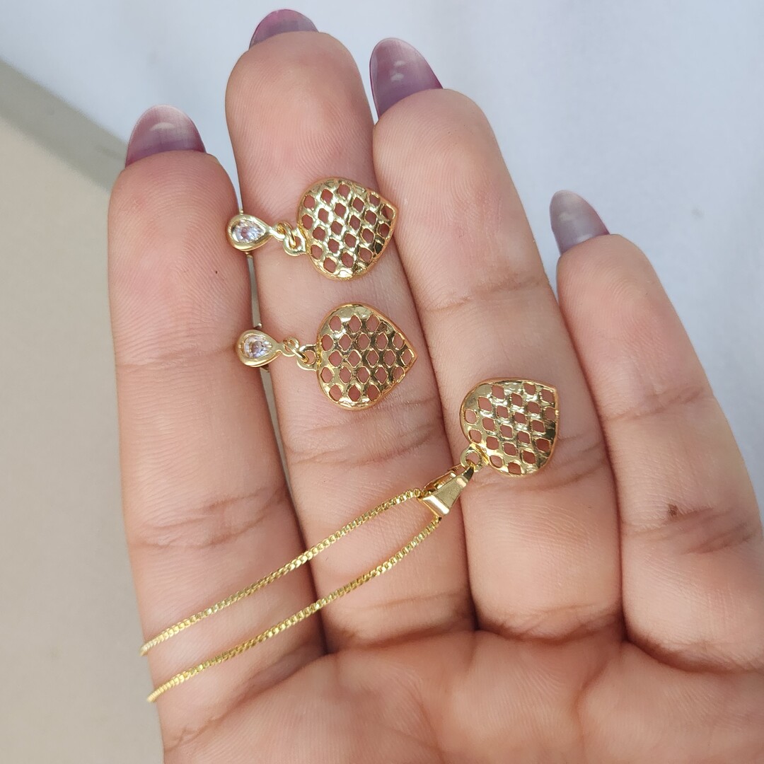 Conjunto Coração Vazado