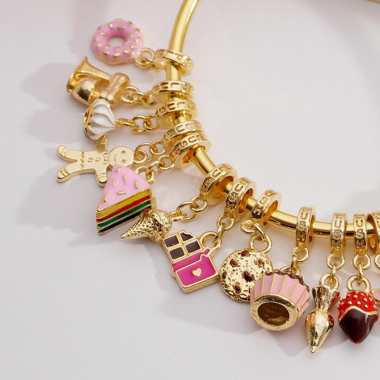 Berloque Barra de Chocolate Pink Plush Ouro