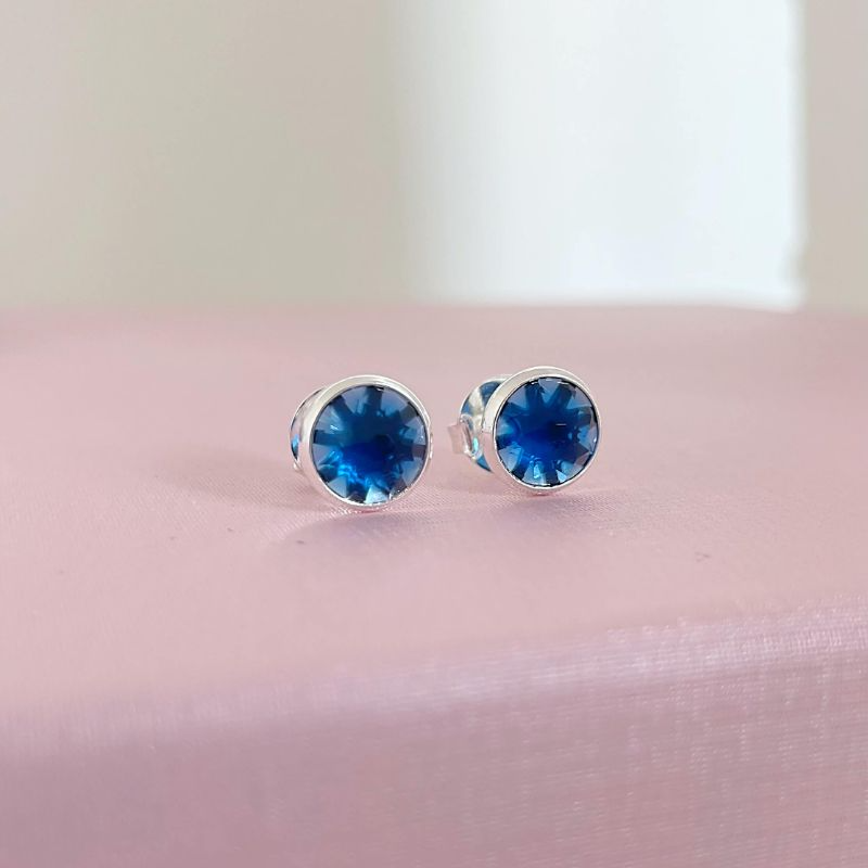 Brinco Esfera Azul Marinho Prata
