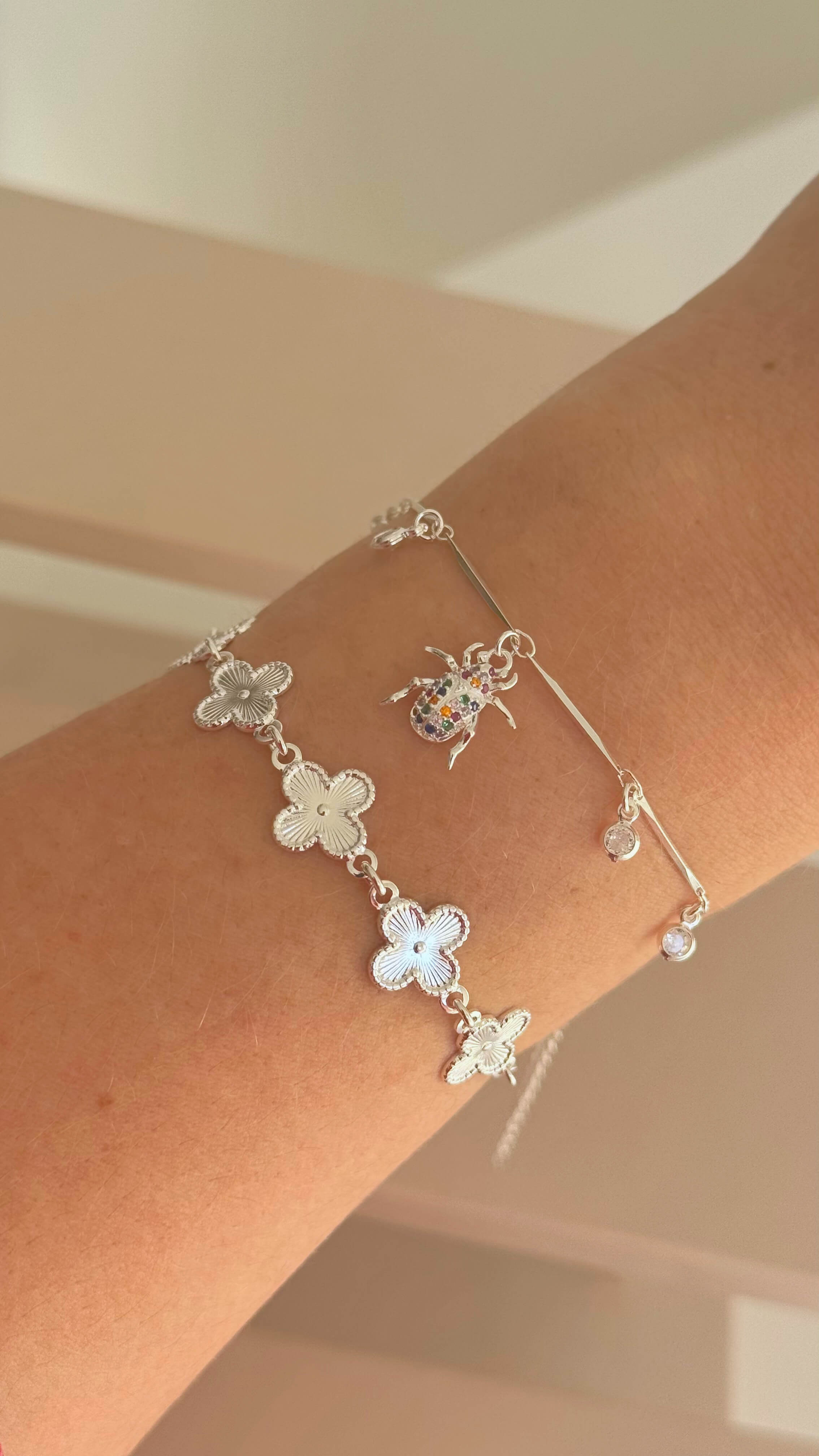 Pulseira Fileira de Trevos Prata