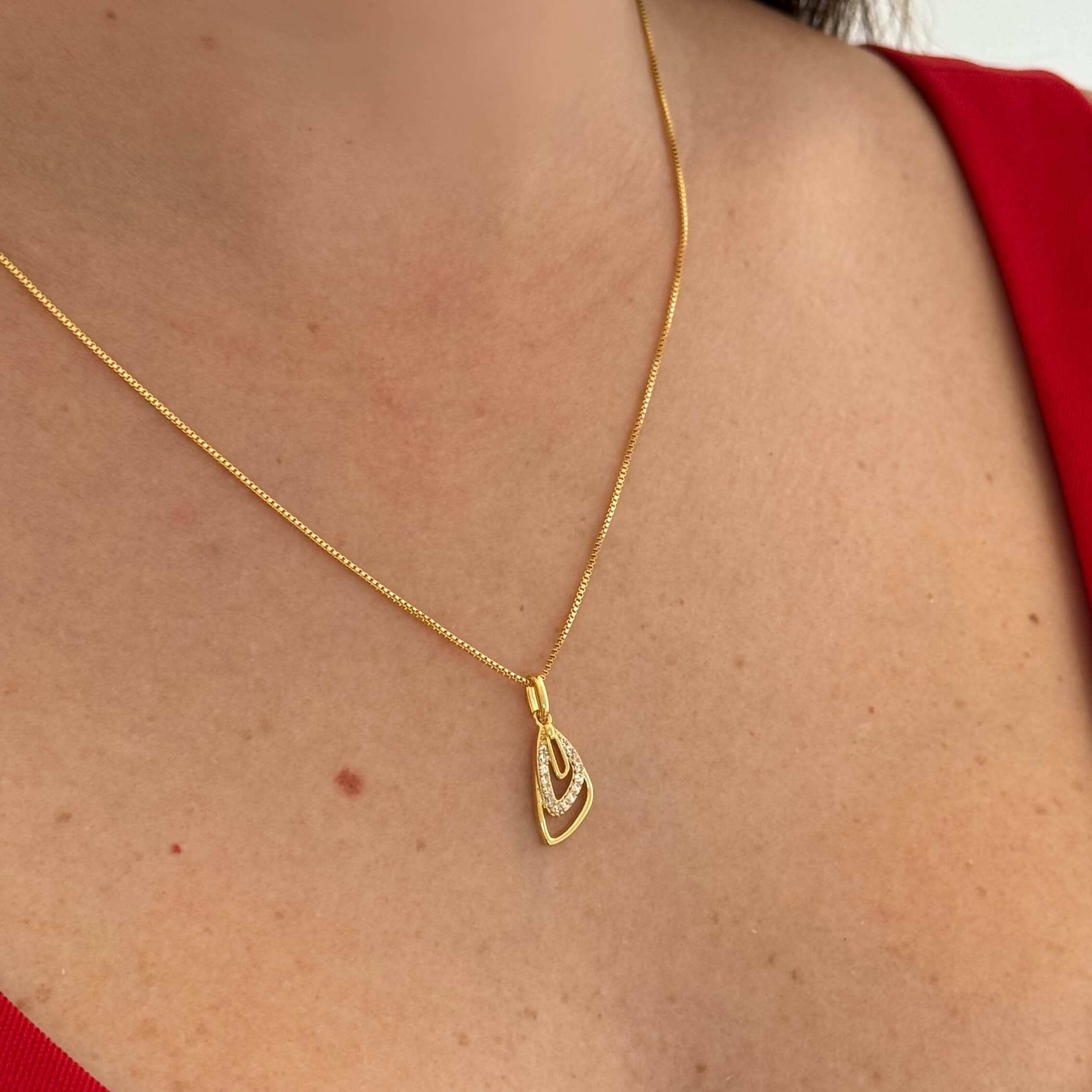 Colar Forma Orgânica Clássico Ouro