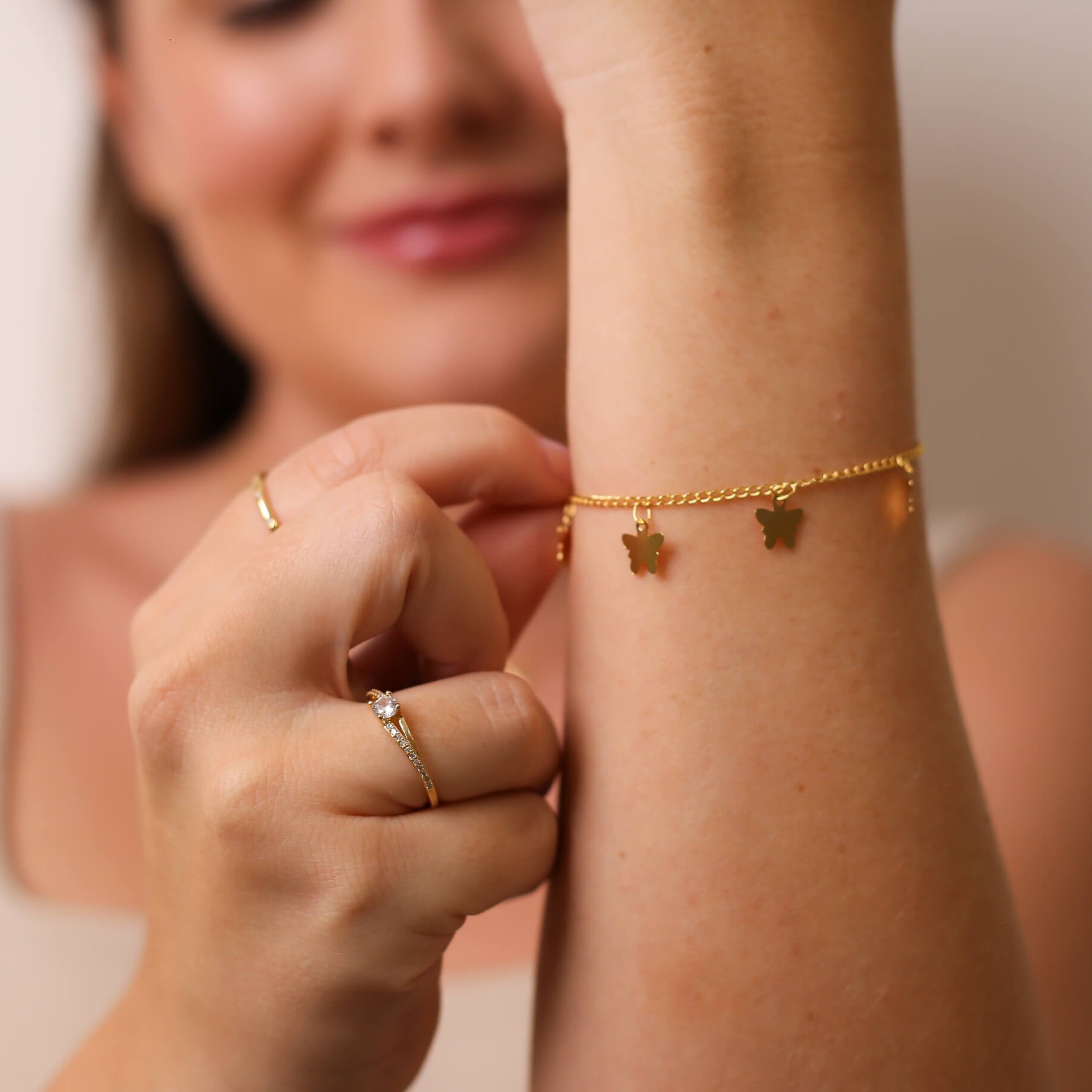Pulseira Mini Borboletas Ouro