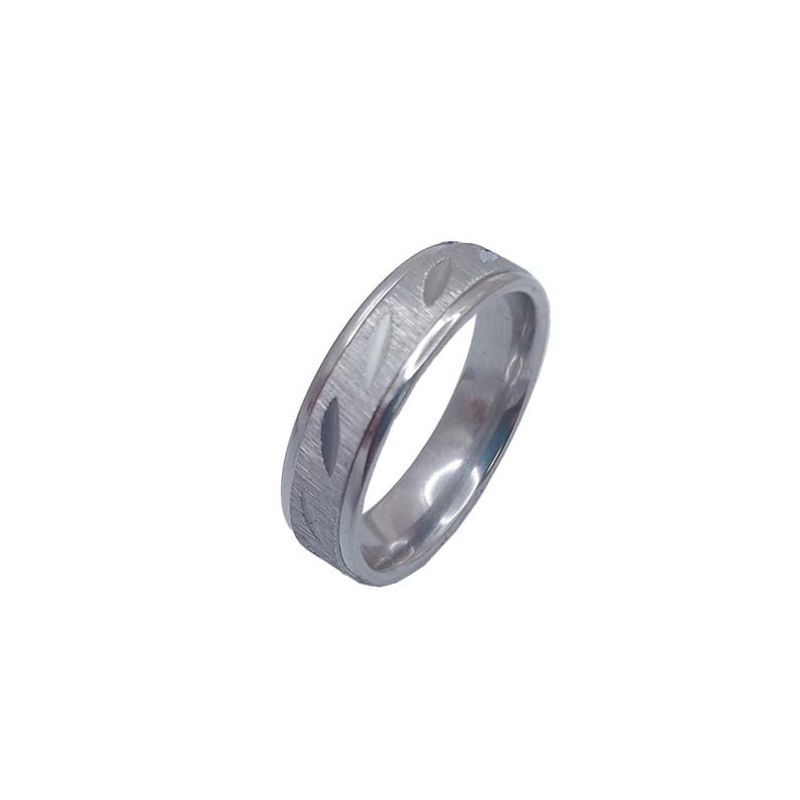 ANEL ALIANÇA AÇO INOX ANATÔMICA ABAULADA 6MM C/ TRABALHADO JATEADO FOSCO E RISQUINHOS -- Número 20/21