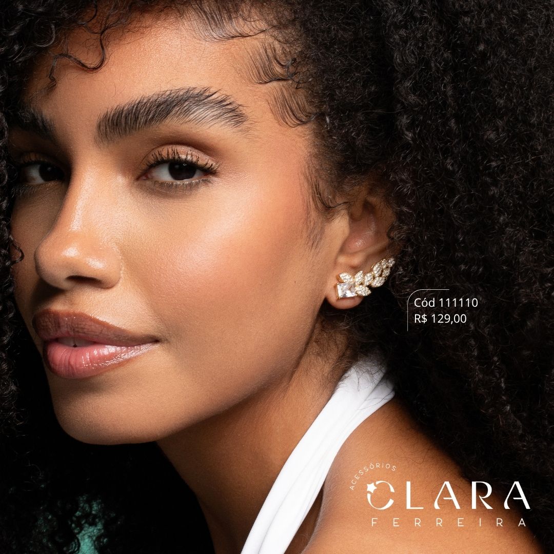 BRINCO EAR CUFF FOLHAS MICROZIRCÔNIAS C/ ZIRCÔNIA RETANGULAR NA BASE - Dourado