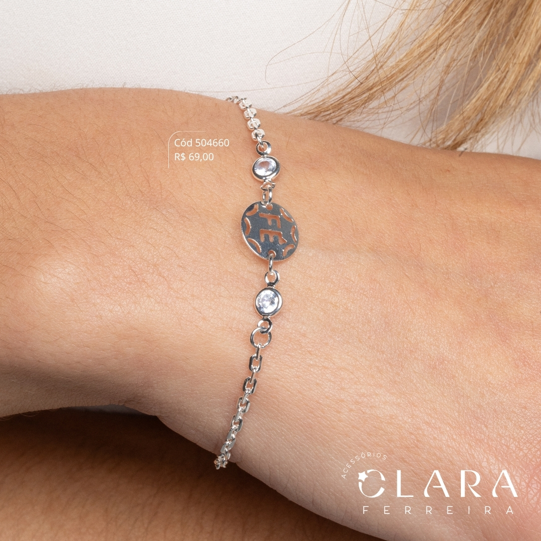 PULSEIRA ELO CARTIER C/ MEDALHA FÉ 10MM VAZADA E 2 TIFF 4MM FIXAS - 17CM - Banho de Prata