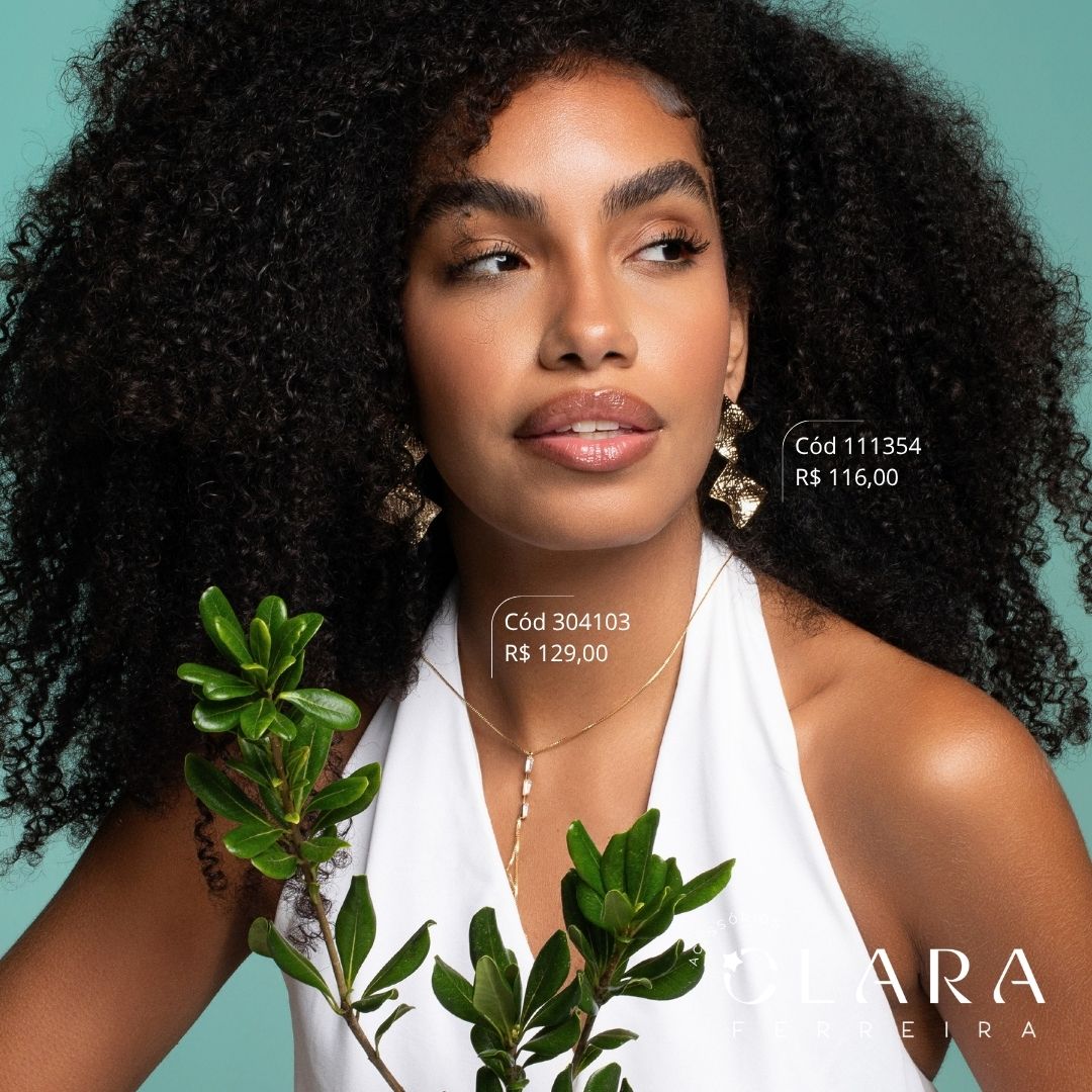 BRINCO CHAPA QUADRADA ONDULADA LISA NA BASE CHAPA QUADRADA ONDULADA LISA - LINHA ORGÂNICOS - PEÇA EXCLUSIVA - Dourado