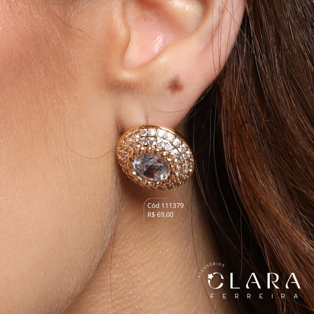 BRINCO BOTÃO CHUVEIRINHO MICROZIRCÔNIAS C/ ZIRCÔNIA REDONDA 8MM NO MEIO - PEÇA EXCLUSIVA - 19MM - Dourado