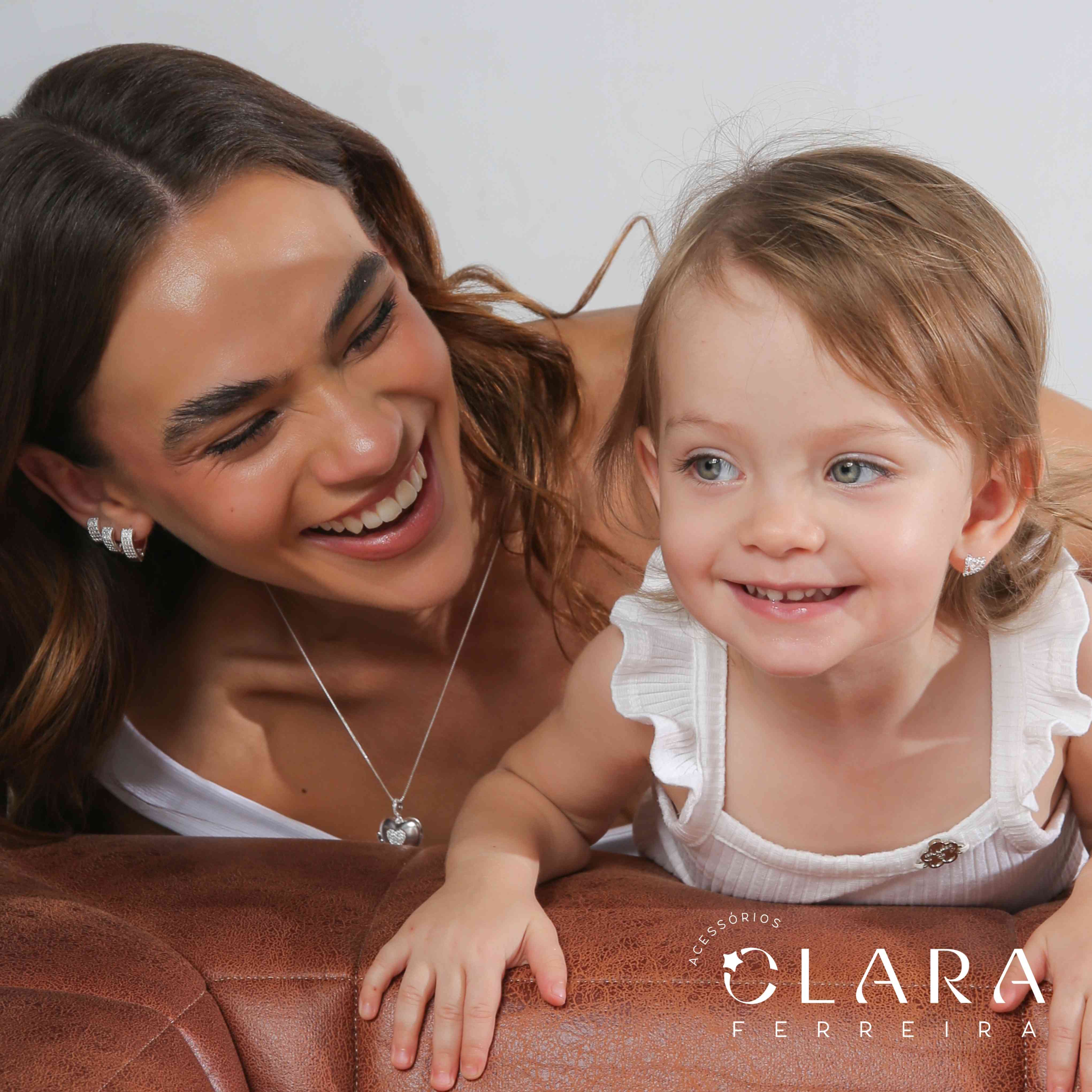 BRINCO INFANTIAL ZIRCÔNIA CORAÇÃO ADORNADO MICROZIRCÔNIAS - CLARINHA KIDS - 9MM - Banho de Prata