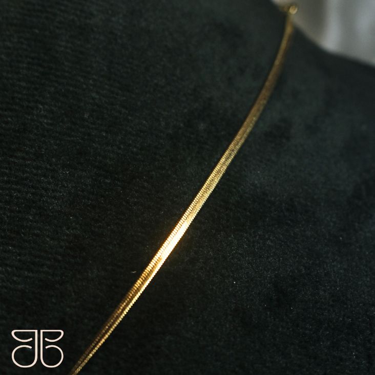 CHOKER FITA FINA PINGENTE CORAÇÃO ZIRCONIA CRISTAL