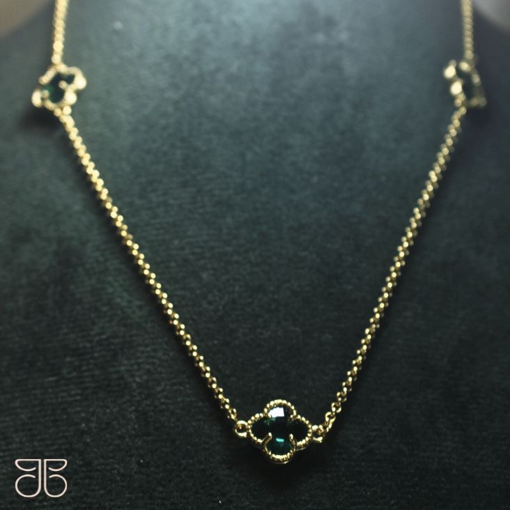 CHOCKER 3 TREVOS VERDE OURO