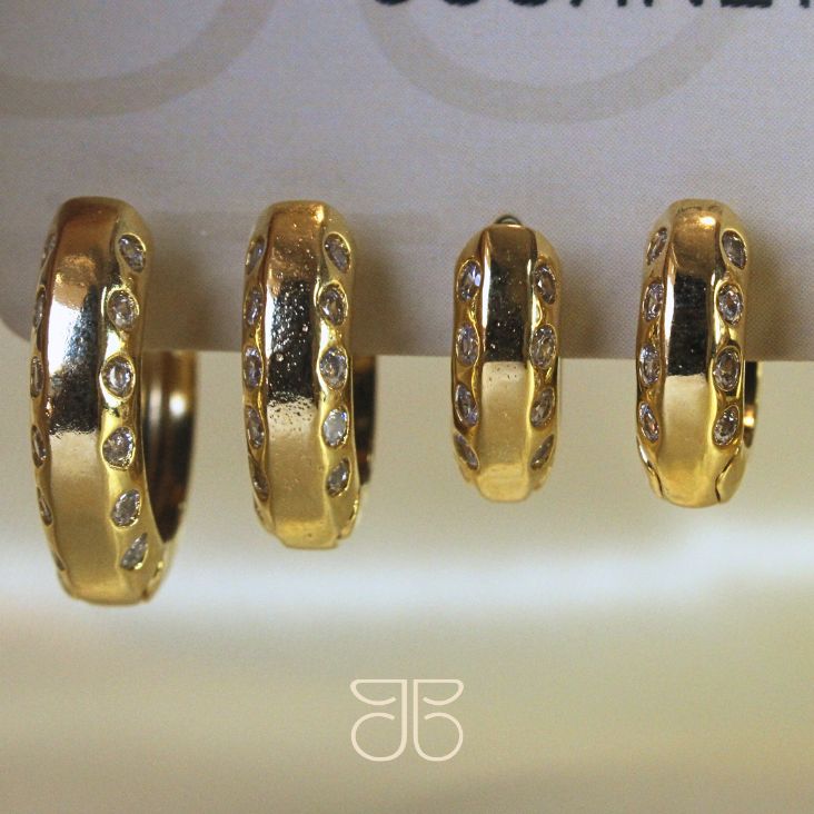 TRIO ARGOLA GROSSA 4 ZIRCONIAS NA LATERAL OURO