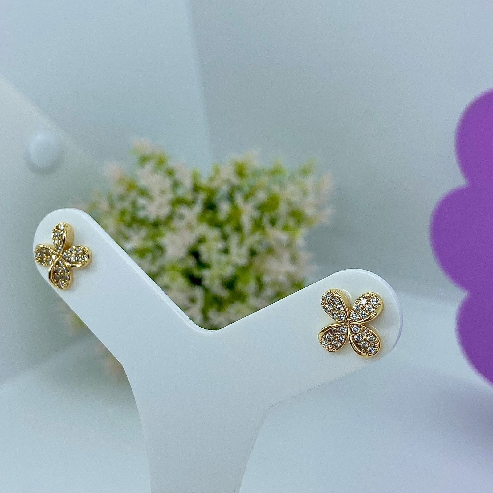 BRINCO FLOR PETÁLAS CRAVEJADAS BO2536