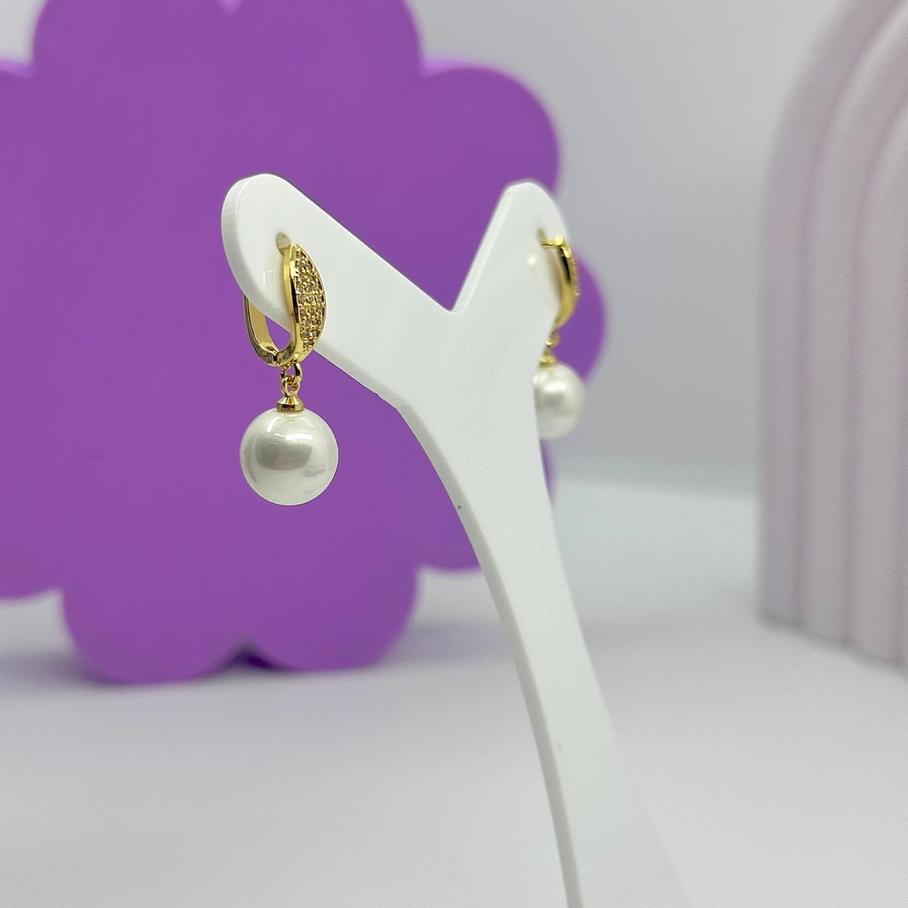 ARGOLA CLICK CRAVEJADA COM PÉROLA BO2254