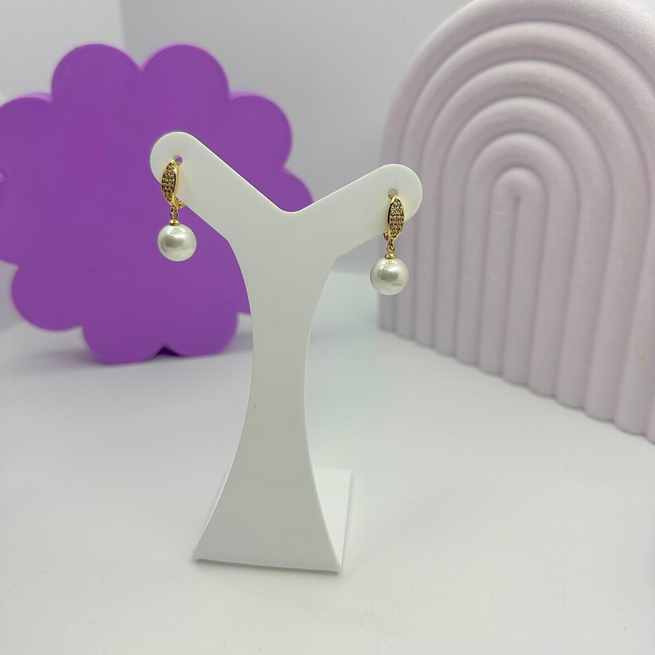 ARGOLA CLICK CRAVEJADA COM PÉROLA BO2254