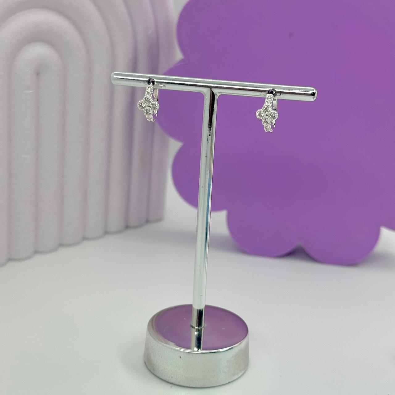 ARGOLA CLICK QUADRADA TRÊS ZIRCÔNIAS RETAS BP2435
