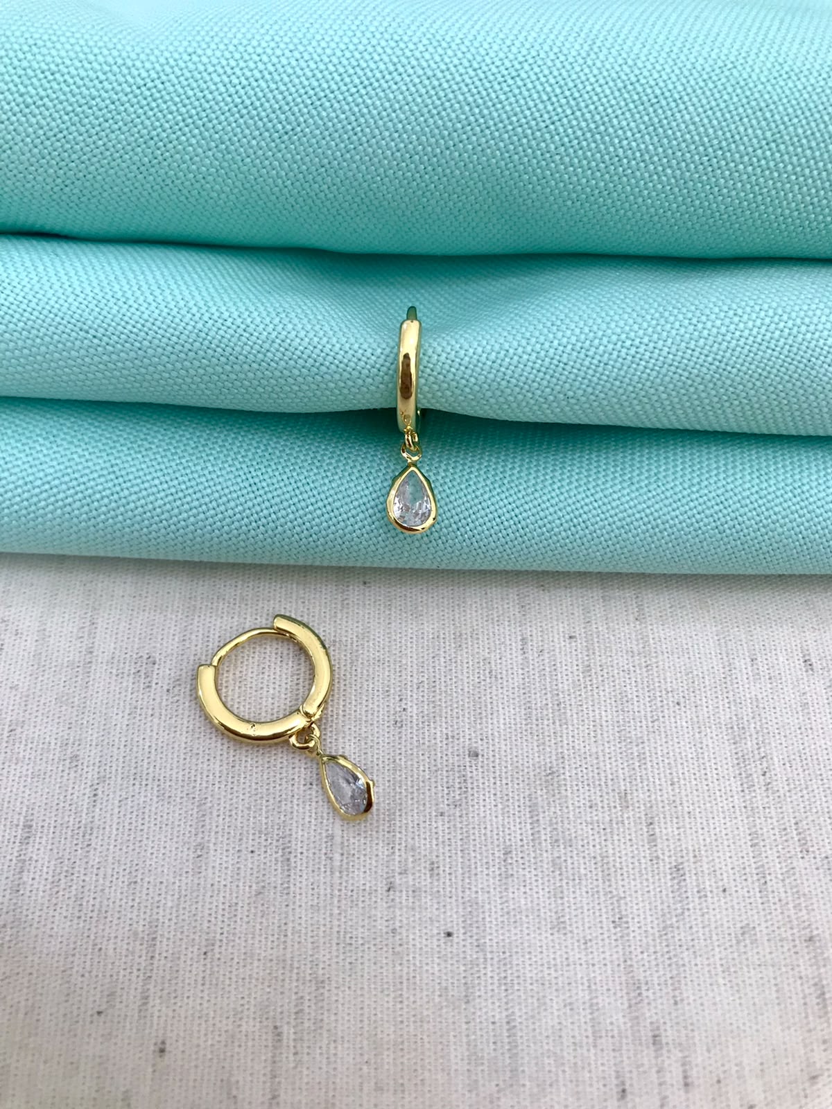 ARGOLA GOTA P BANHADO A OURO