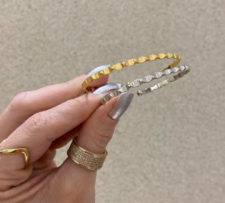 Bracelete Ondulado Texturizado Ouro