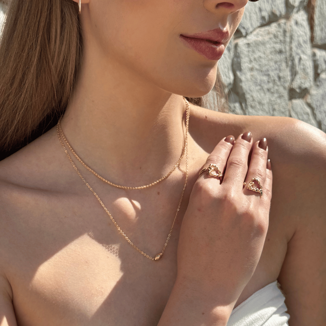 Colar Chocker Cordinha Brilhante Jardim Secreto 35CM Banhado Em Ouro