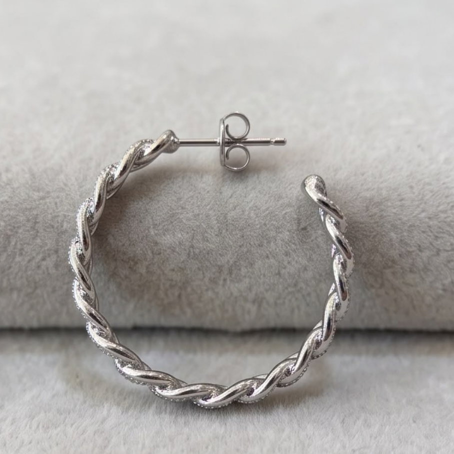 Brinco de Argola Cartier Cravejada - tarraxa